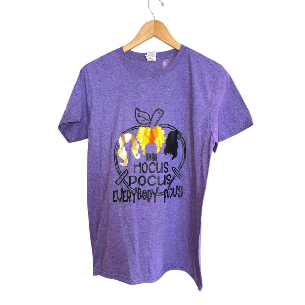Hocus Pocus Everybody Focus Teacher Shirt M Gildan Halloween Witchy Tee